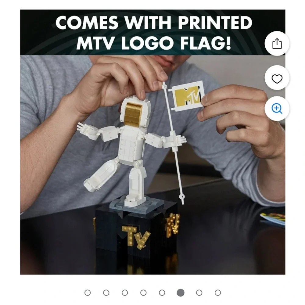 NWT MTV Moon Person Building Set